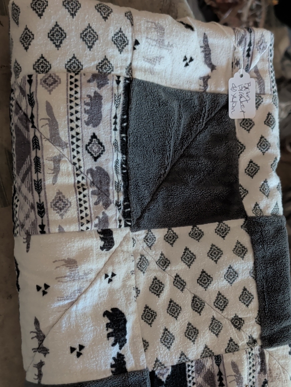 Cozy Wildlife Patchwork Quilt in White and Gray